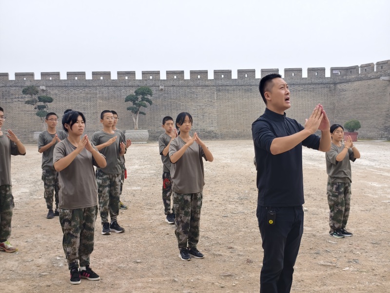 热点一则秦皇岛实力睹目的青春期孩子叛逆特训基地