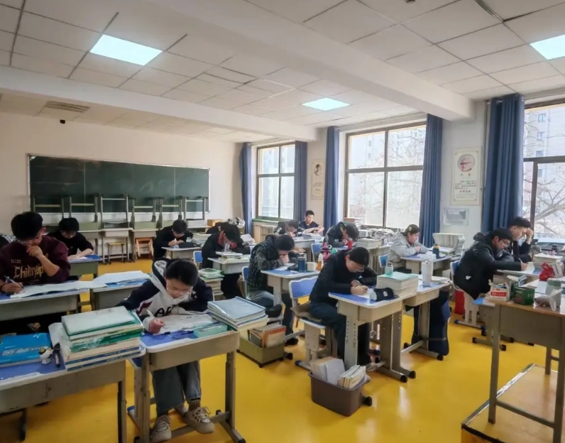 甘肃中考复读补习班排名大起底:师资力量TOP榜谁领风骚?